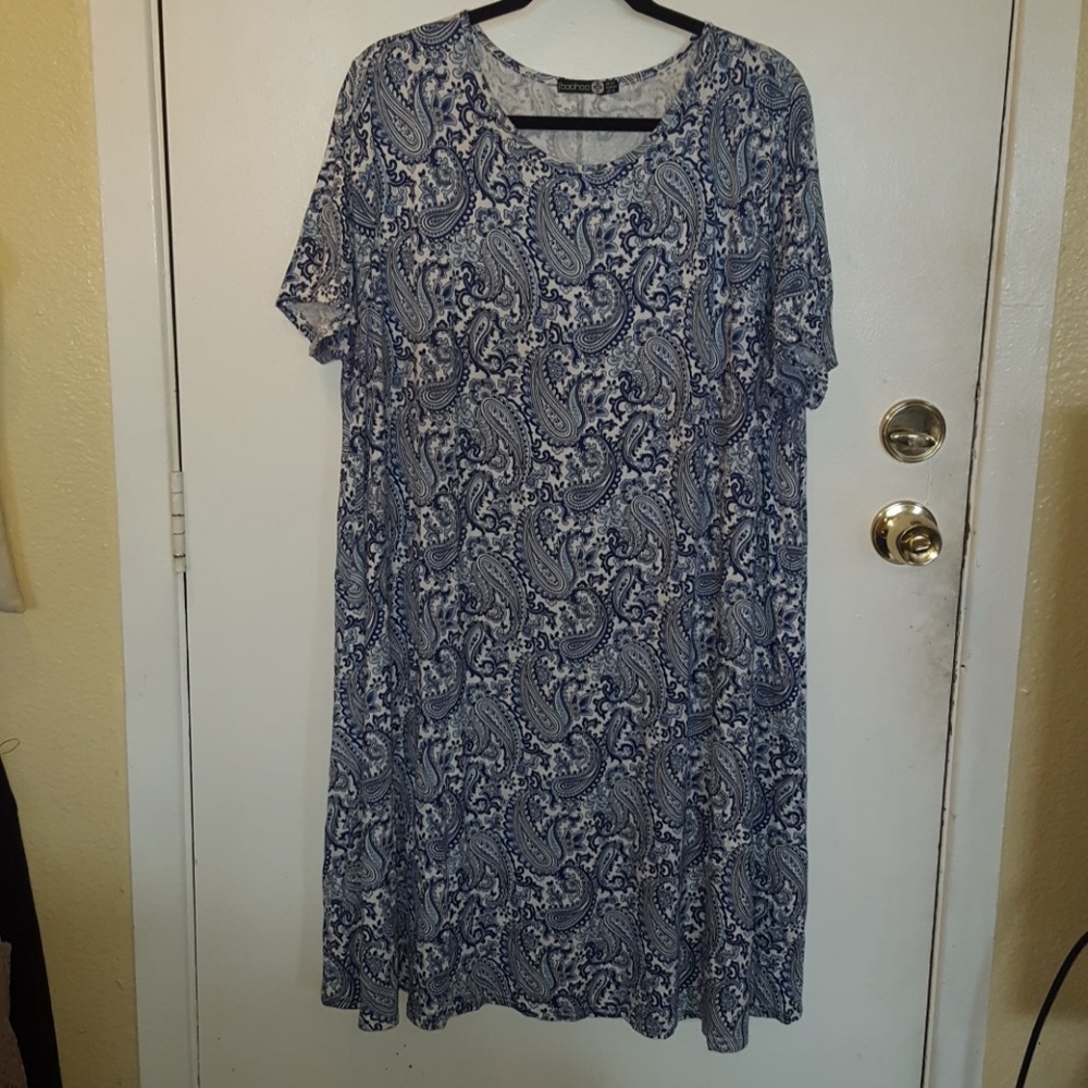 Plus size dress